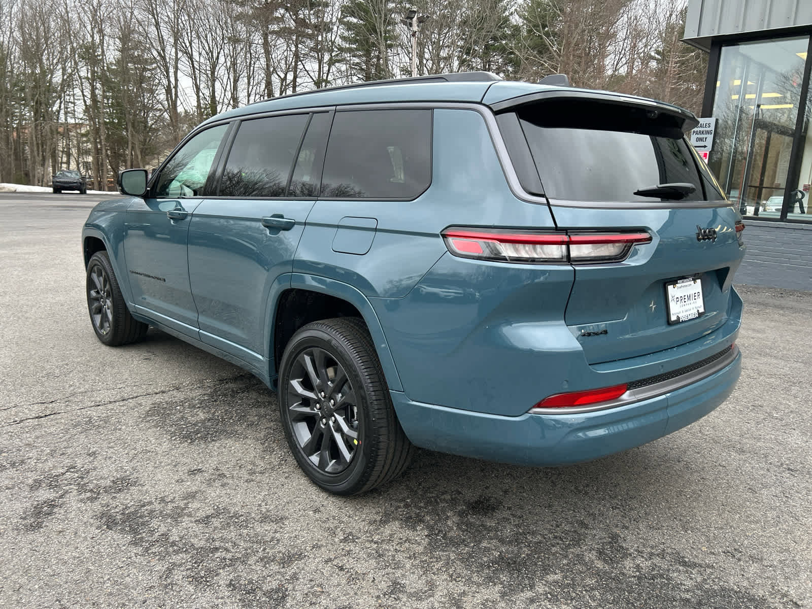 New 2026 Jeep Grand Cherokee L Limited AWD/4WD image 7
