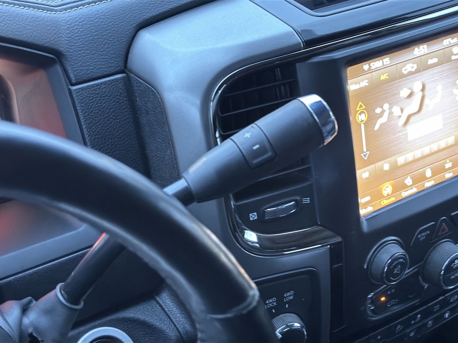 Used 2018 RAM 2500 Laramie w/ Sport Appearance Group image 22