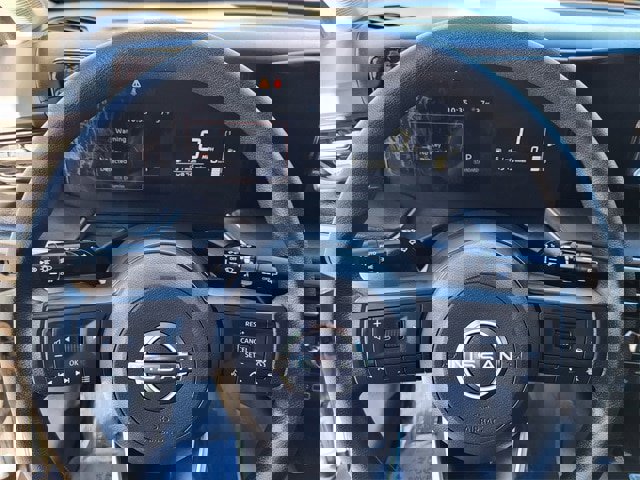 Used 2025 Nissan Kicks S image 10