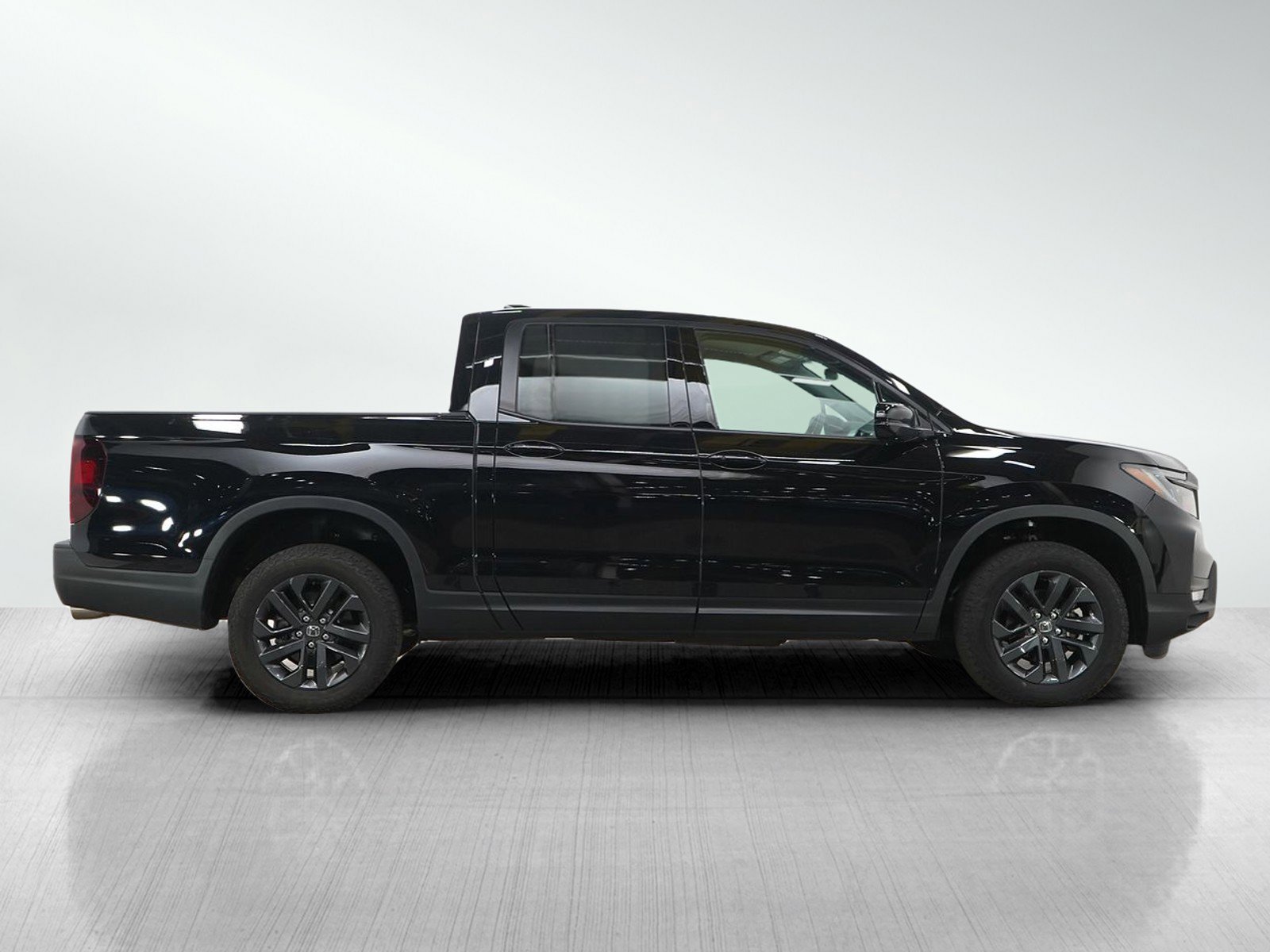 Used 2023 Honda Ridgeline Sport image 6