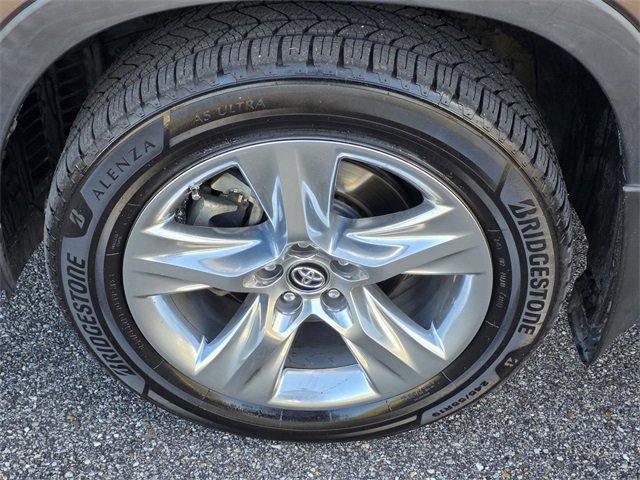 Used 2019 Toyota Highlander Limited image 39