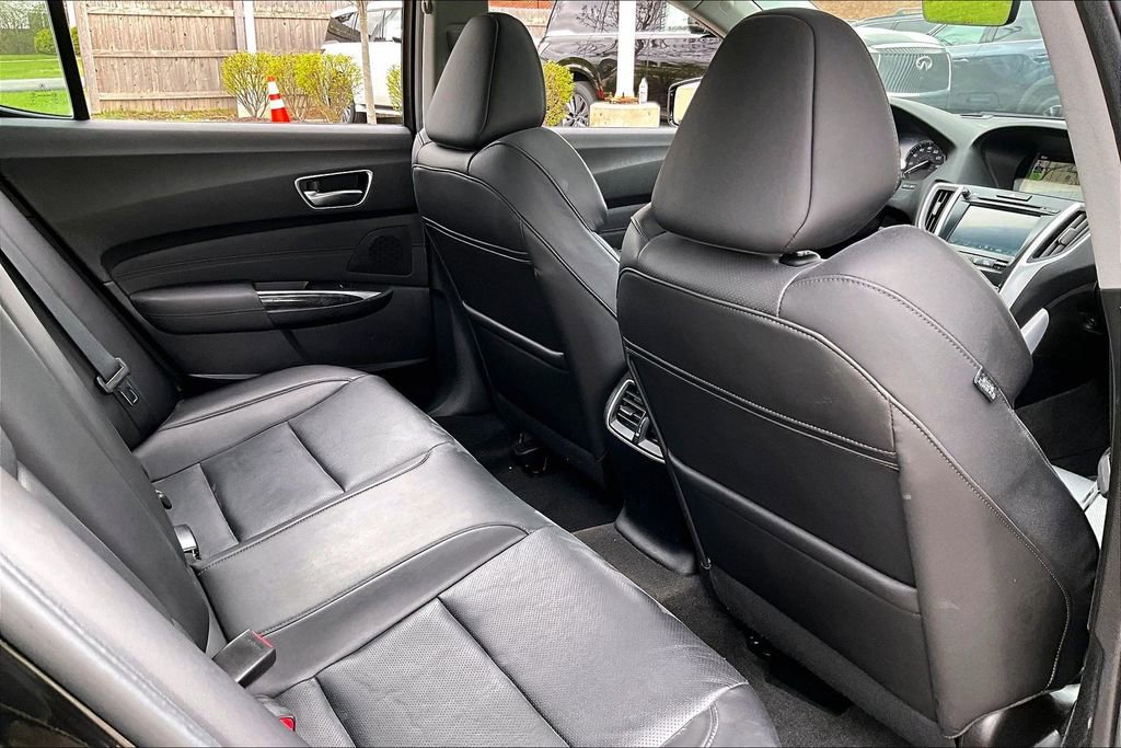 Used 2018 Acura TLX w/ Technology Package image 29