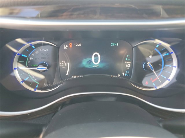 Used 2023 Chrysler Pacifica Limited image 14