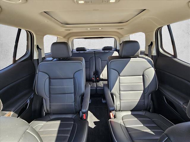 Used 2021 GMC Acadia Denali w/ Denali Technology Package FWD image 14