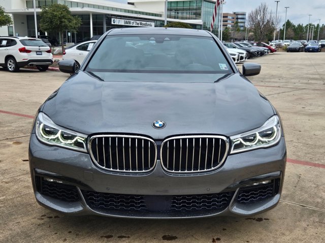 Used 2018 BMW 750i xDrive AWD/4WD image 2