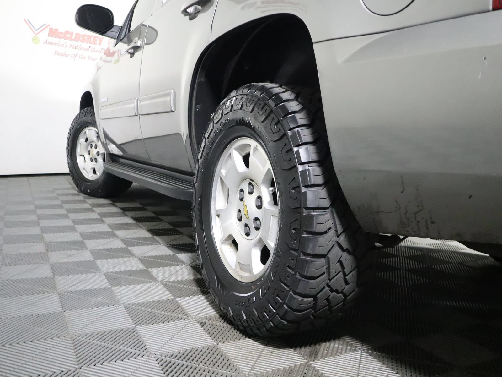Used 2009 Chevrolet Tahoe LT AWD/4WD image 9