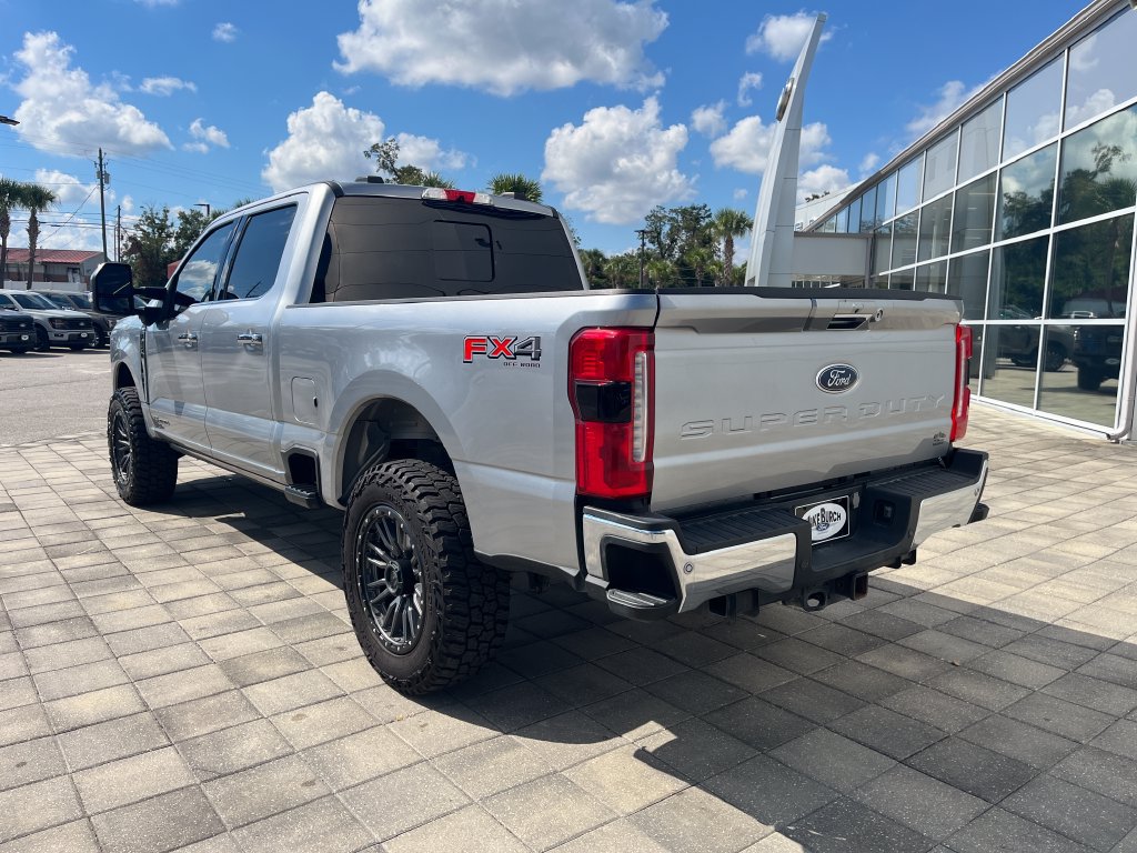 Used 2023 Ford F250 Lariat w/ Lariat Ultimate Package AWD/4WD image 4