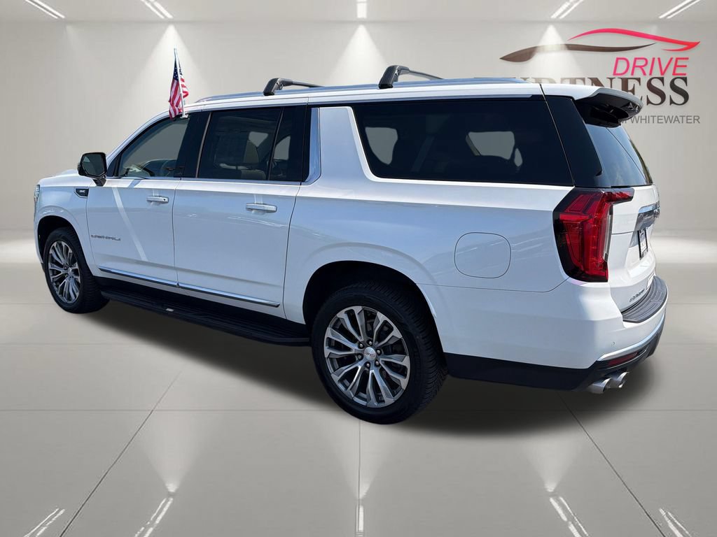 Used 2021 GMC Yukon XL Denali w/ LPO, Illumination Package AWD/4WD image 4