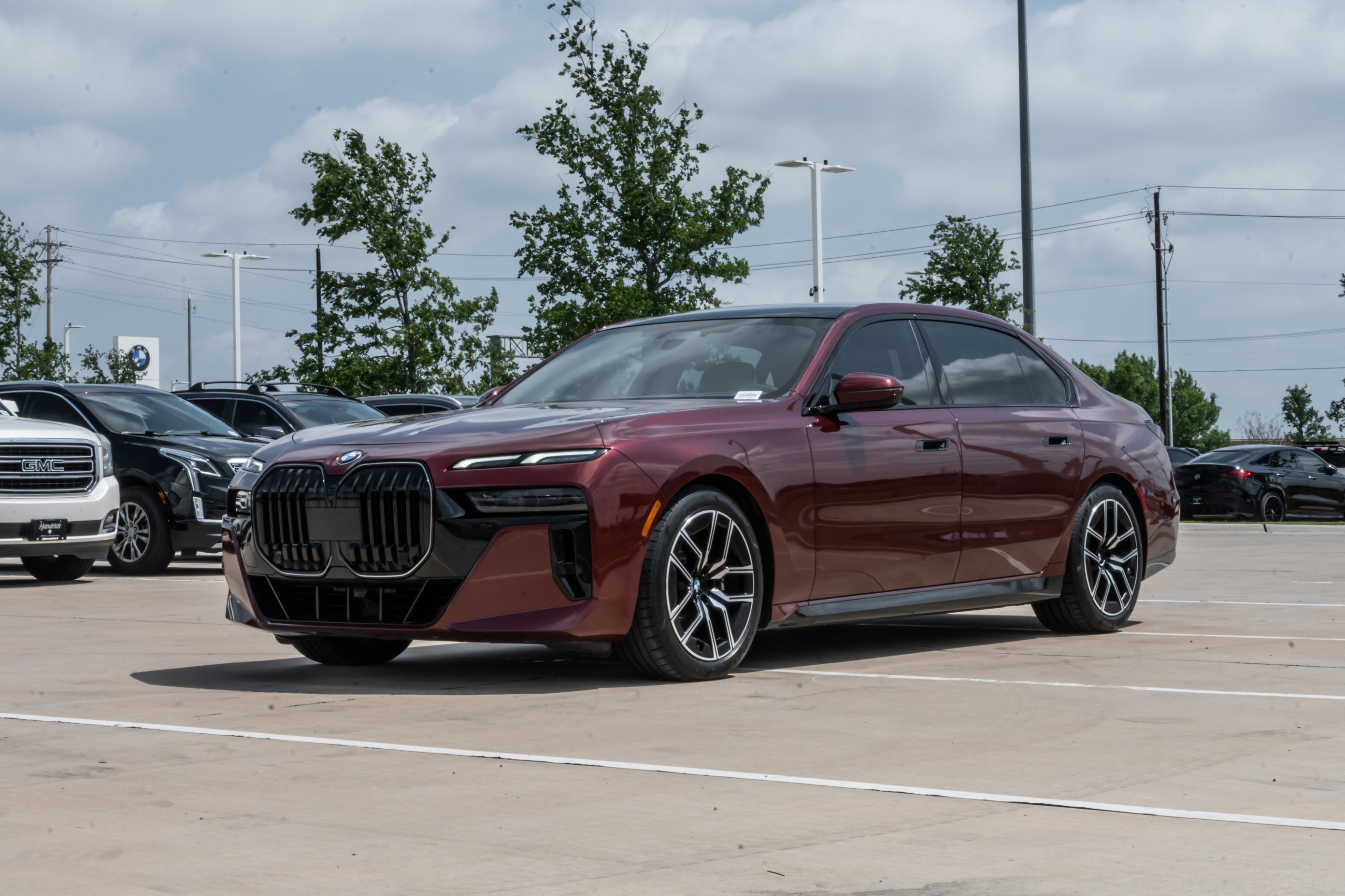 Used 2024 BMW 760i xDrive AWD/4WD image 5