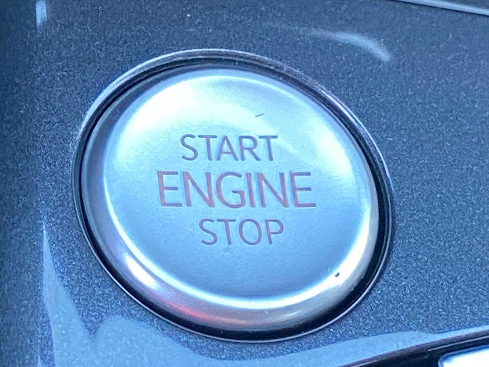 Certified 2024 Volkswagen Tiguan S AWD/4WD image 15