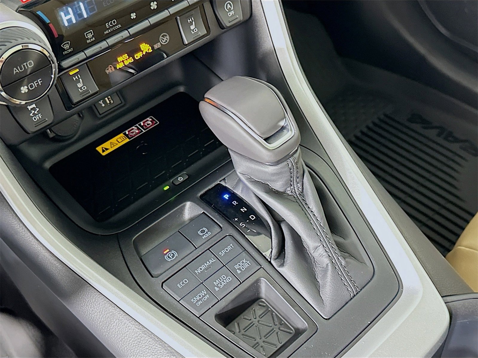 New 2025 Toyota RAV4 XLE Premium image 17