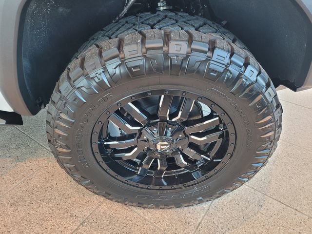 New 2025 GMC Canyon Elevation image 17