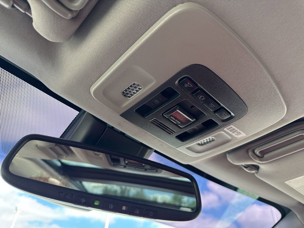 Used 2019 Toyota Camry XSE FWD image 36