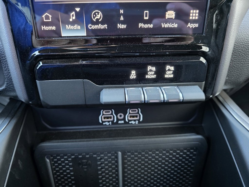 New 2026 RAM 1500 4x4 Crew Cab image 15