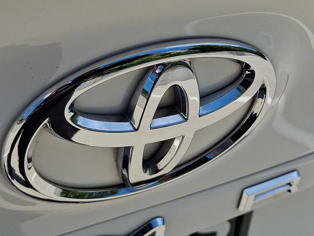 Used 2022 Toyota Camry SE AWD/4WD image 29