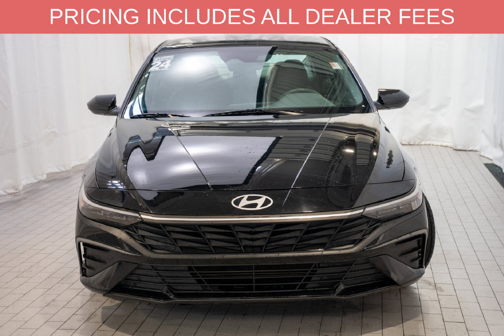 Used 2024 Hyundai Elantra SEL FWD image 2