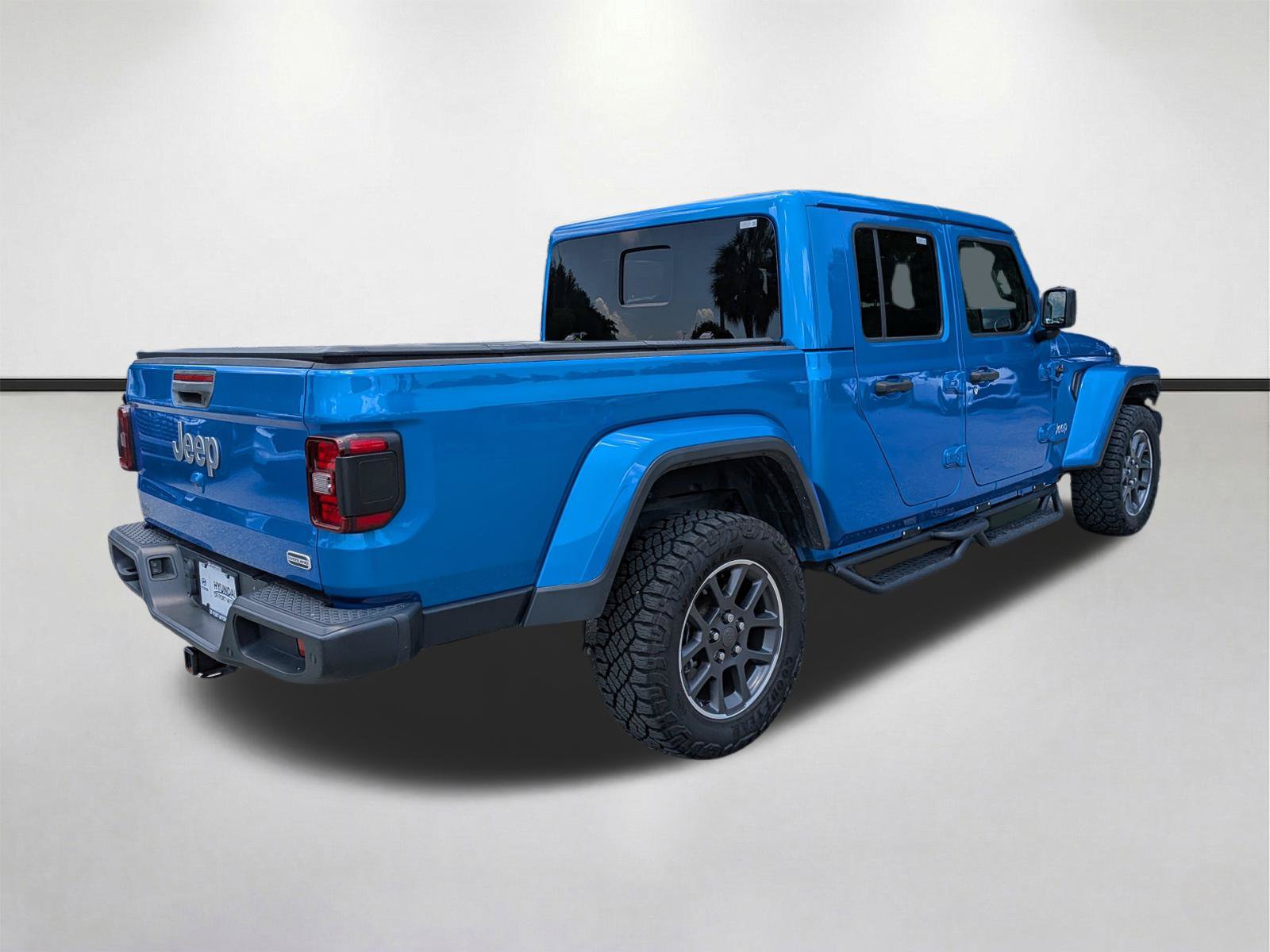 Used 2021 Jeep Gladiator Overland w/ Popular Equipment Package AWD/4WD image 4