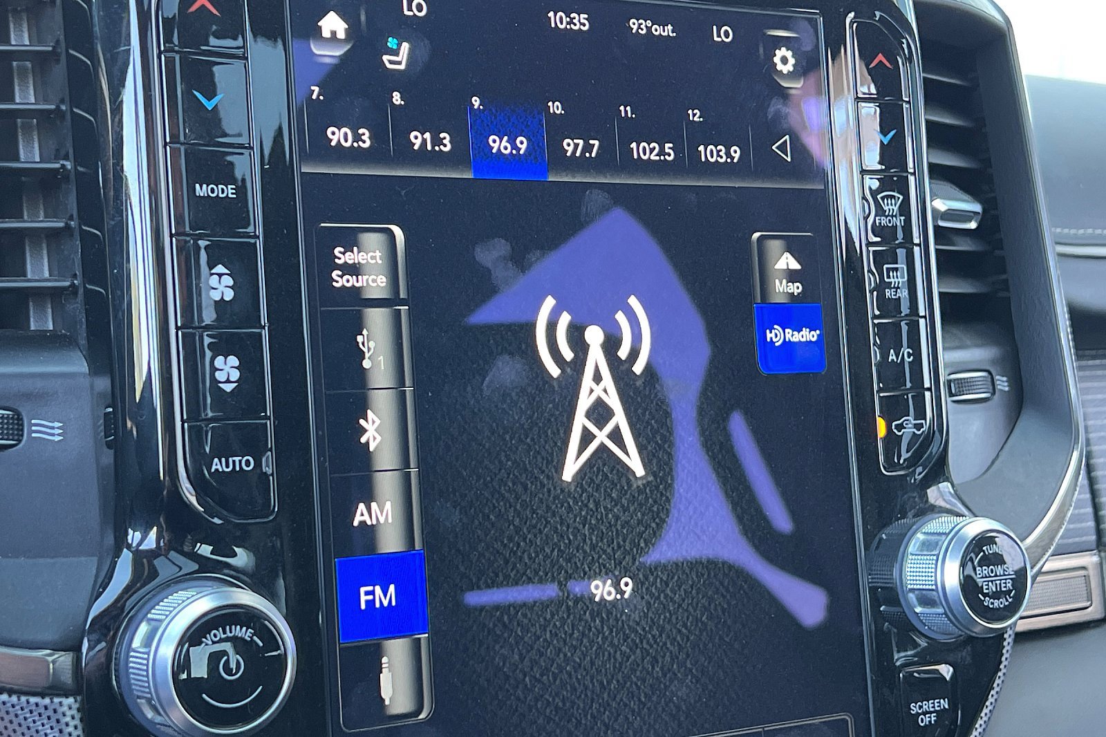 Used 2021 RAM 1500 Limited image 17