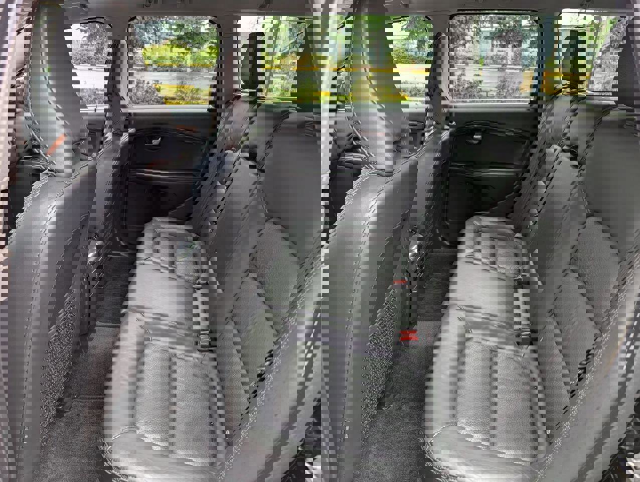 Used 2015 Volvo XC70 T6 image 11