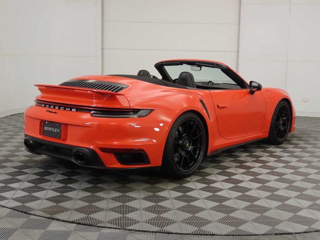 Used 2022 Porsche 911 Turbo image 5