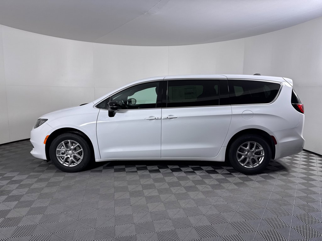 New 2026 Chrysler Voyager LX FWD image 14