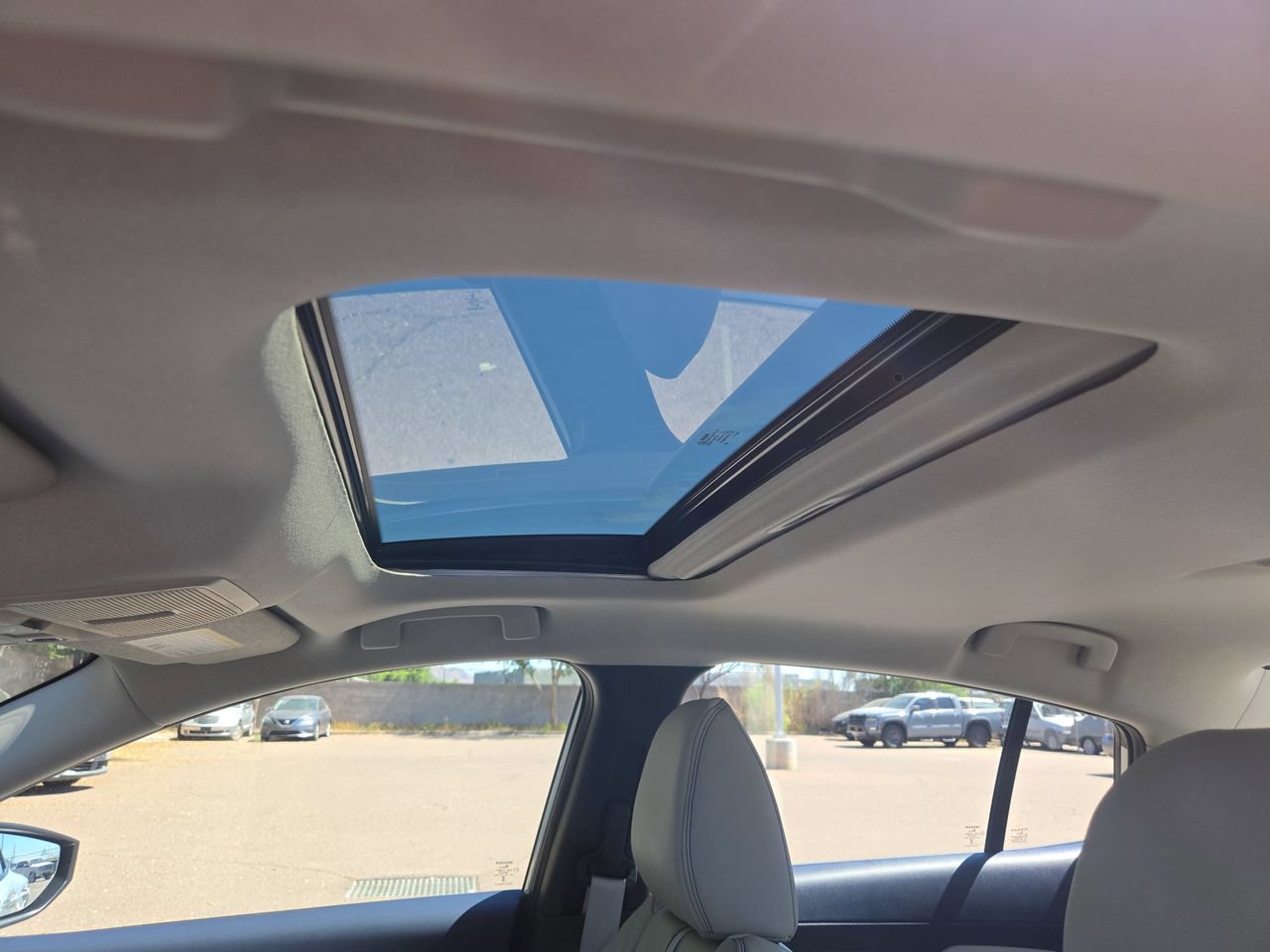 New 2026 Nissan Sentra SL w/ Floor Mat Package FWD image 31