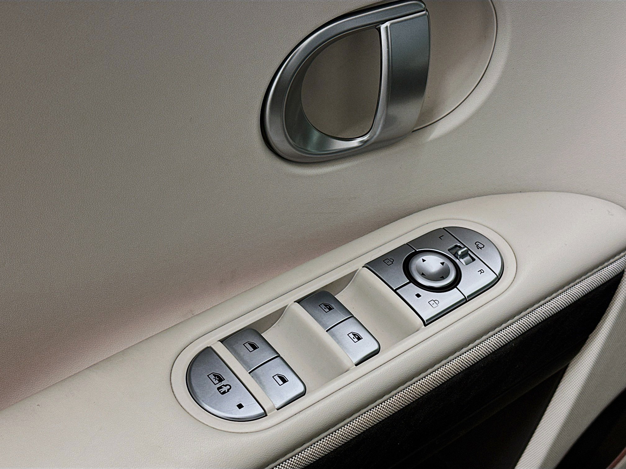 Used 2023 Hyundai Ioniq 5 SEL image 15