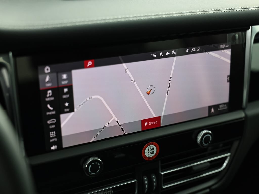 New 2026 Porsche Macan S AWD/4WD image 40