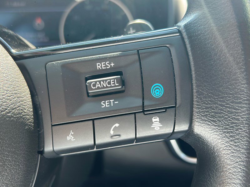 Used 2022 Nissan Rogue SV image 19