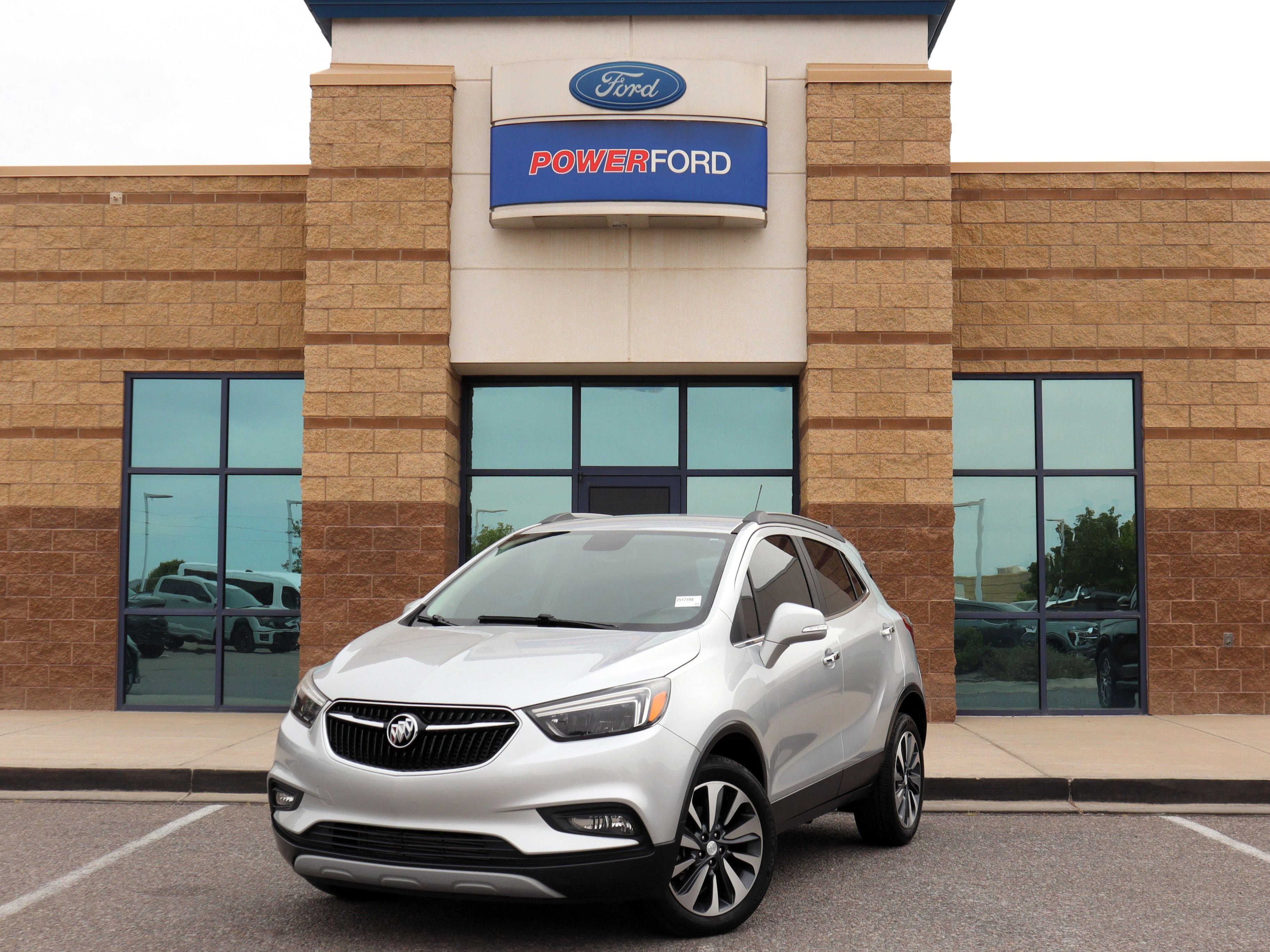 Used 2019 Buick Encore Essence AWD/4WD image 2