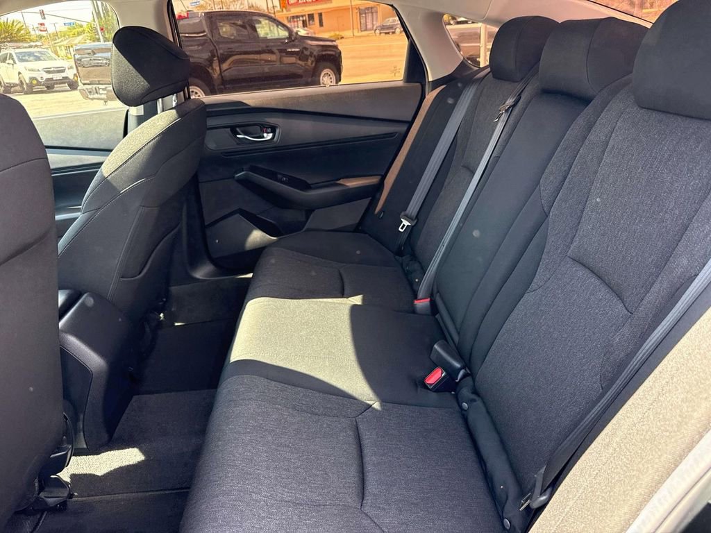 Used 2023 Honda Accord EX image 39