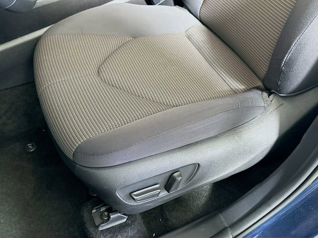 Certified 2025 Toyota Highlander LE image 21