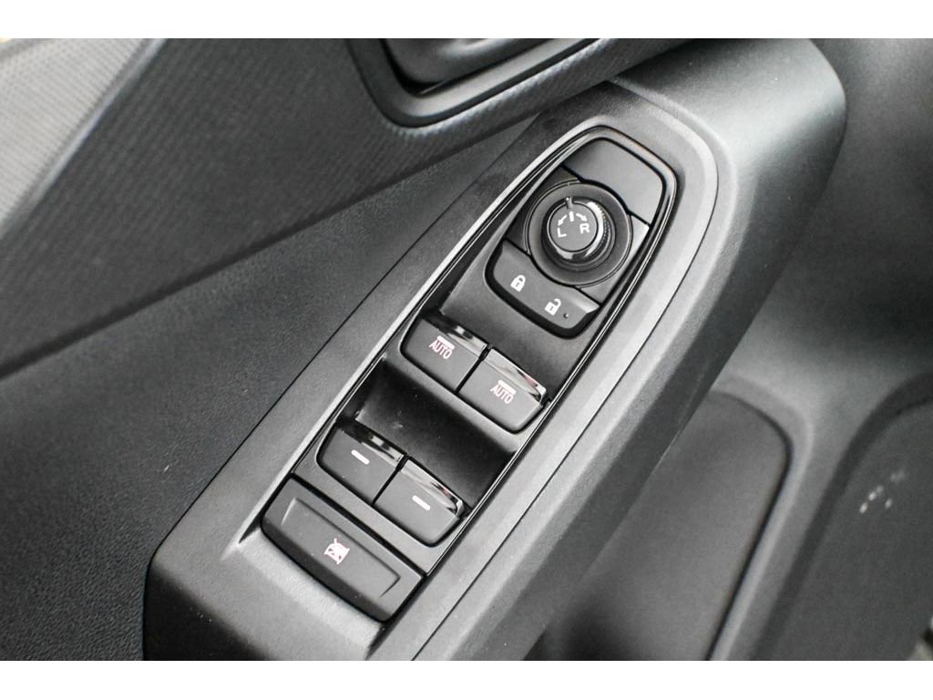 Used 2025 Subaru Crosstrek 2.5i Sport w/ Crosstrek Mirror Package image 15