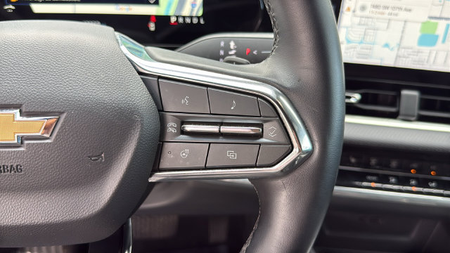 Used 2025 Chevrolet Equinox LT w/ LPO, Floor Liner Package FWD image 20