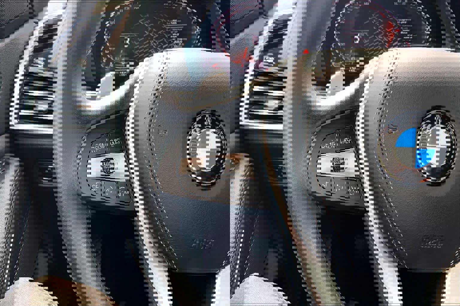 Used 2022 BMW X5 sDrive40i w/ Premium Package image 24