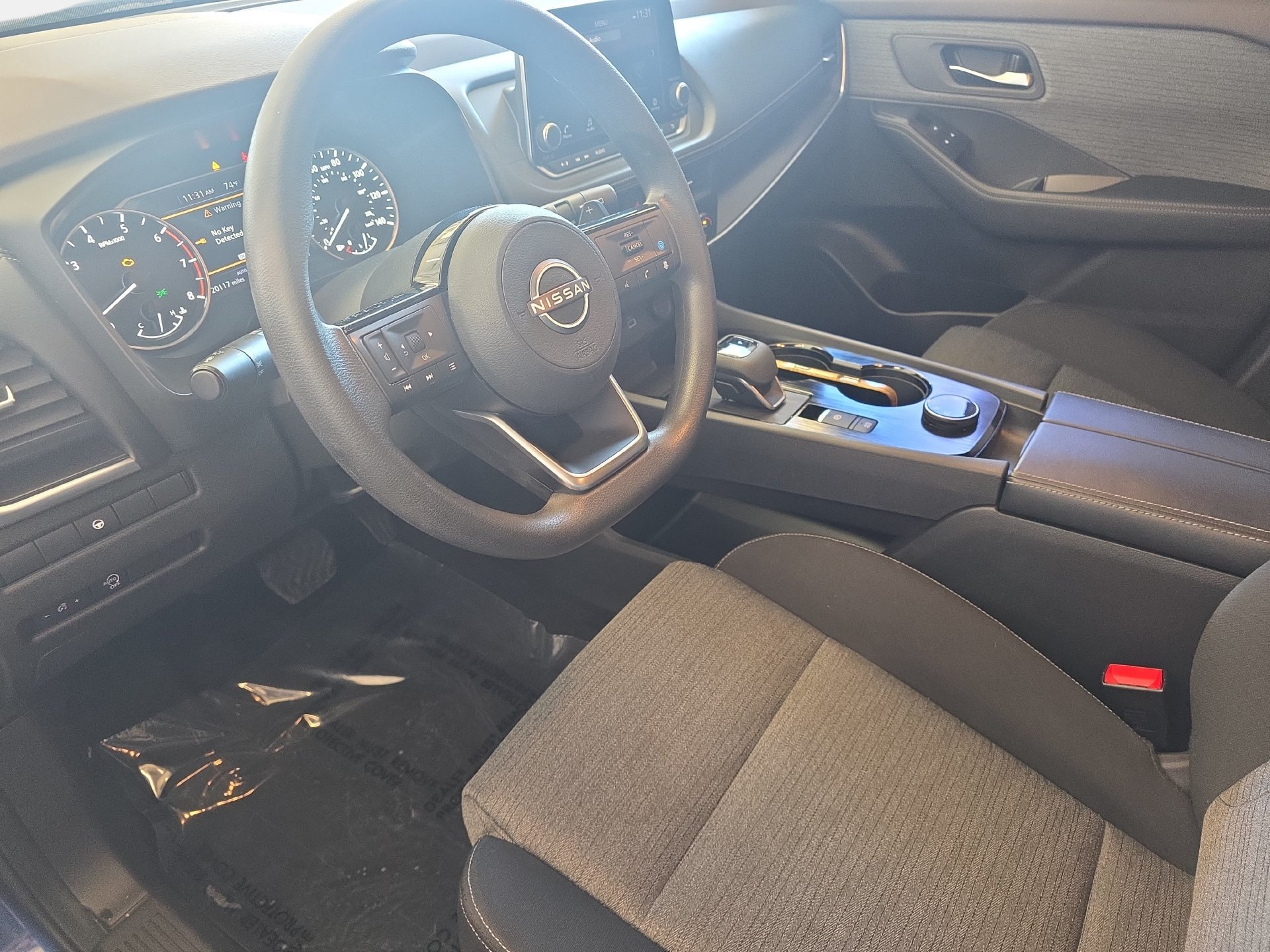 Used 2023 Nissan Rogue SV AWD/4WD image 15