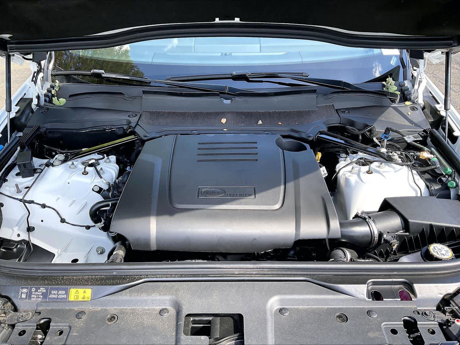 New 2026 Land Rover Discovery S AWD/4WD image 13