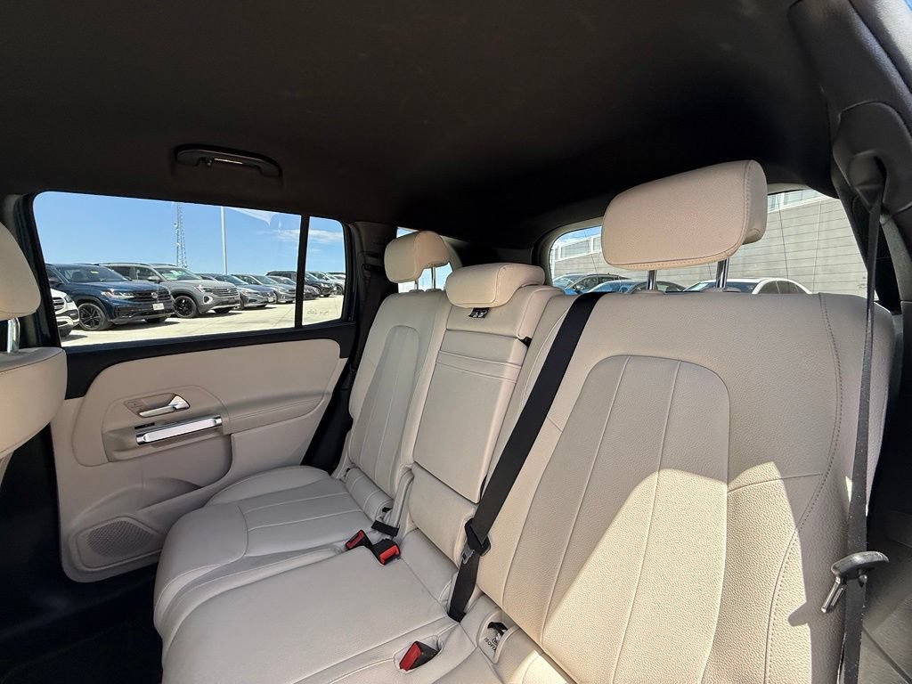 Used 2022 Mercedes-Benz GLB 250 4MATIC image 20