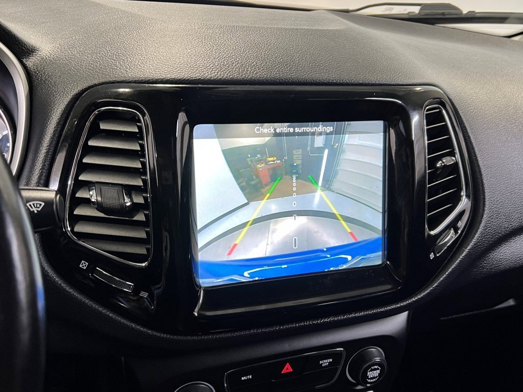 Certified 2020 Jeep Compass Limited image 42