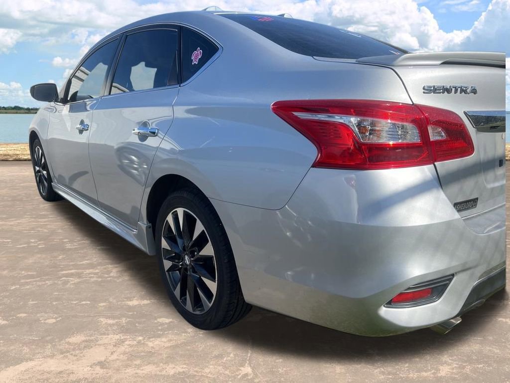 Used 2019 Nissan Sentra SR image 4