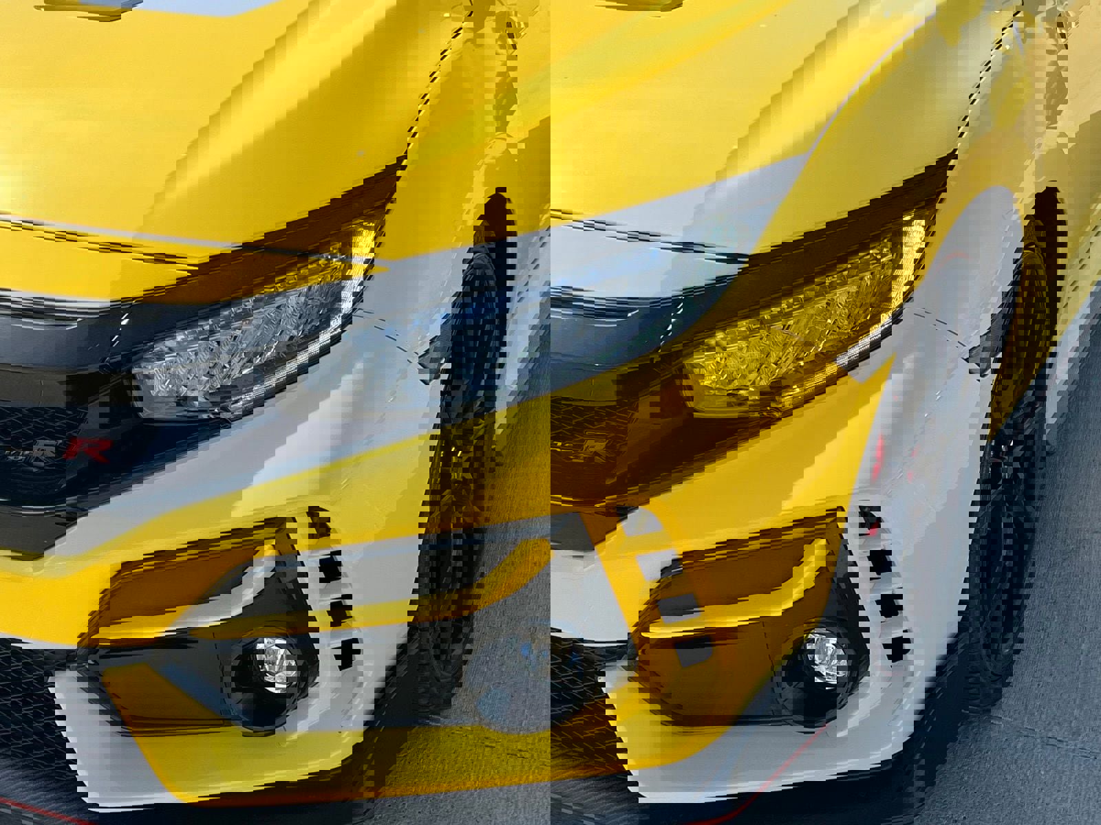 Used 2021 Honda Civic Type R Limited image 4