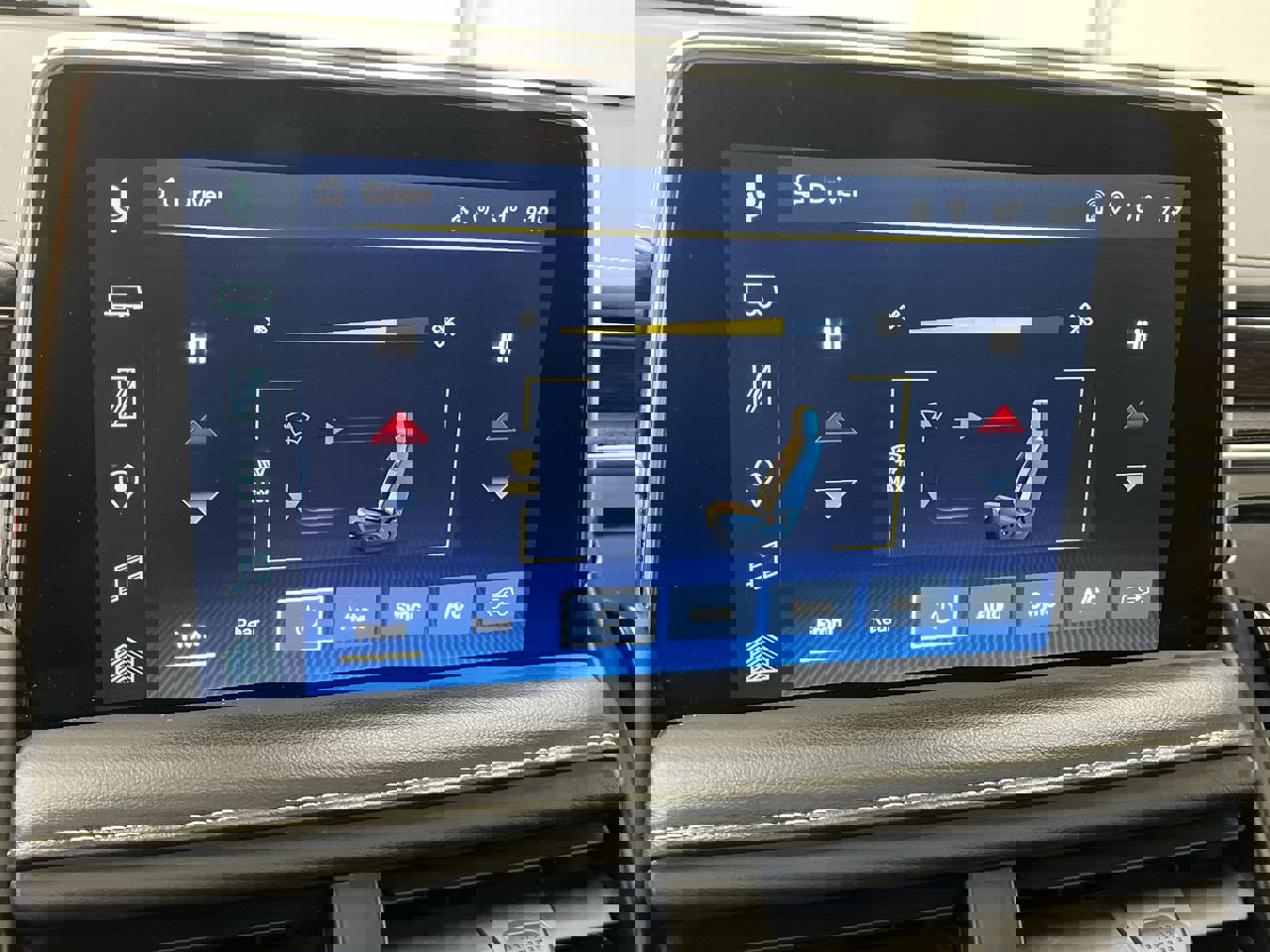 Certified 2024 Chevrolet Suburban Premier w/ Premium Package image 23