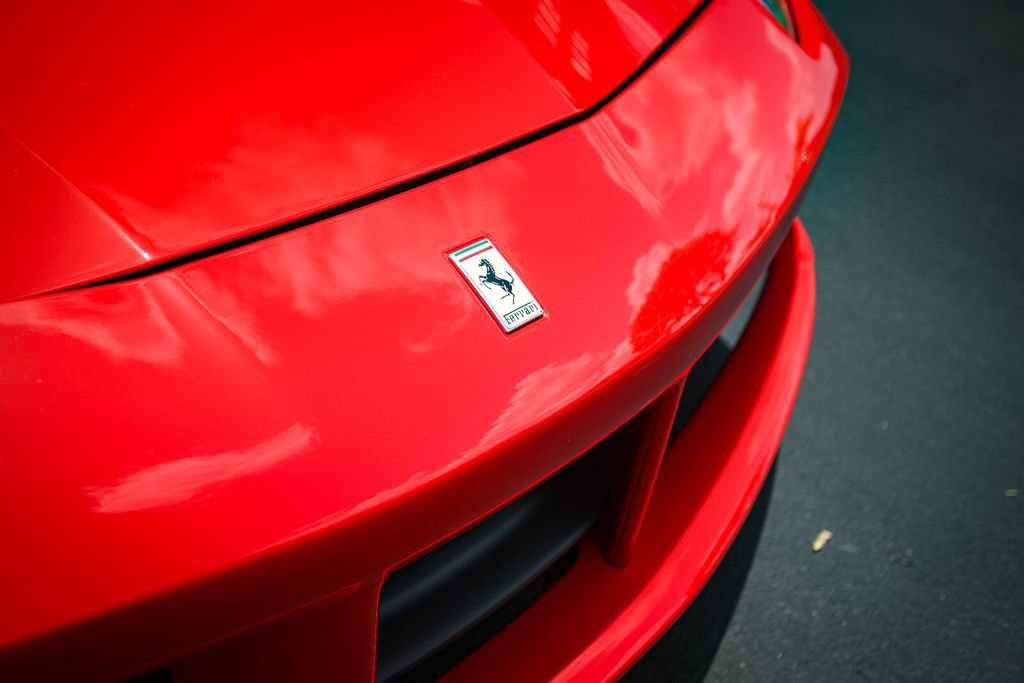 Certified 2019 Ferrari 488 Spider RWD image 13