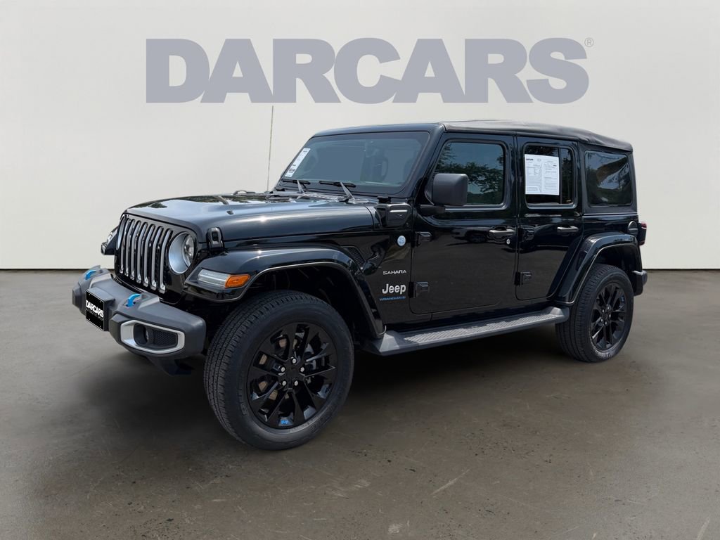 Used 2023 Jeep Wrangler Unlimited Sahara w/ Cold Weather Group AWD/4WD image 3
