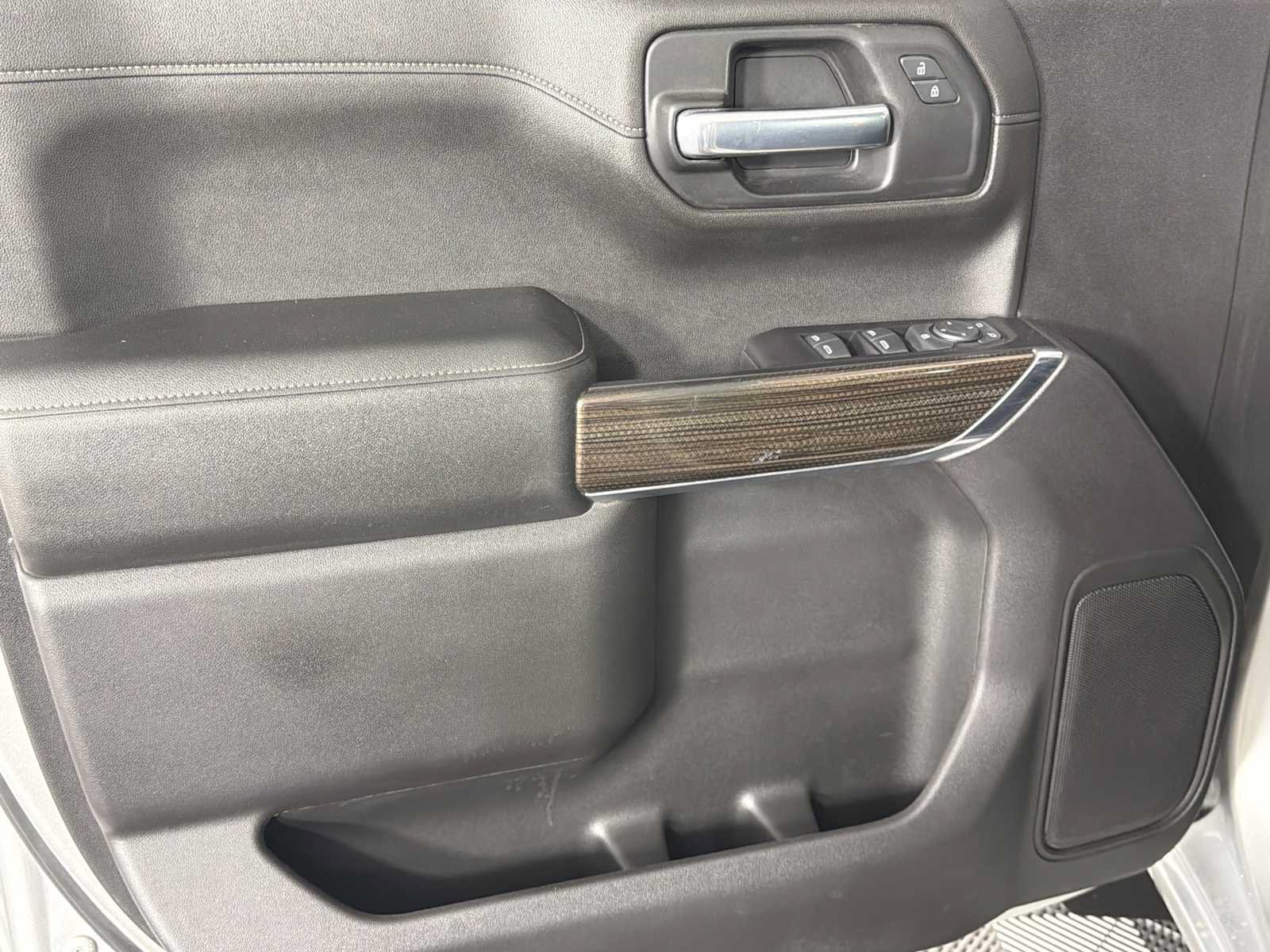 Used 2020 Chevrolet Silverado 1500 RST AWD/4WD image 14