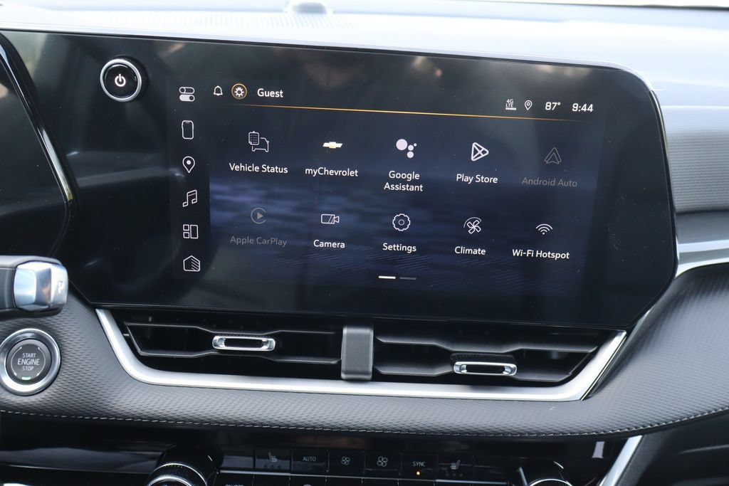 New 2026 Chevrolet Equinox LT w/ Convenience Package II FWD image 10