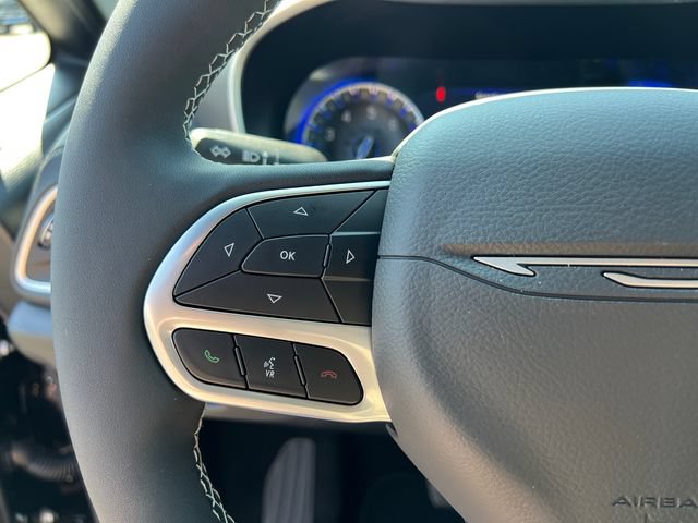 New 2027 Chrysler Pacifica Select w/ Family Tech Group FWD image 16