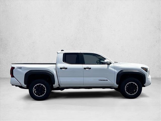 Used 2024 Toyota Tacoma TRD Off-Road AWD/4WD image 4