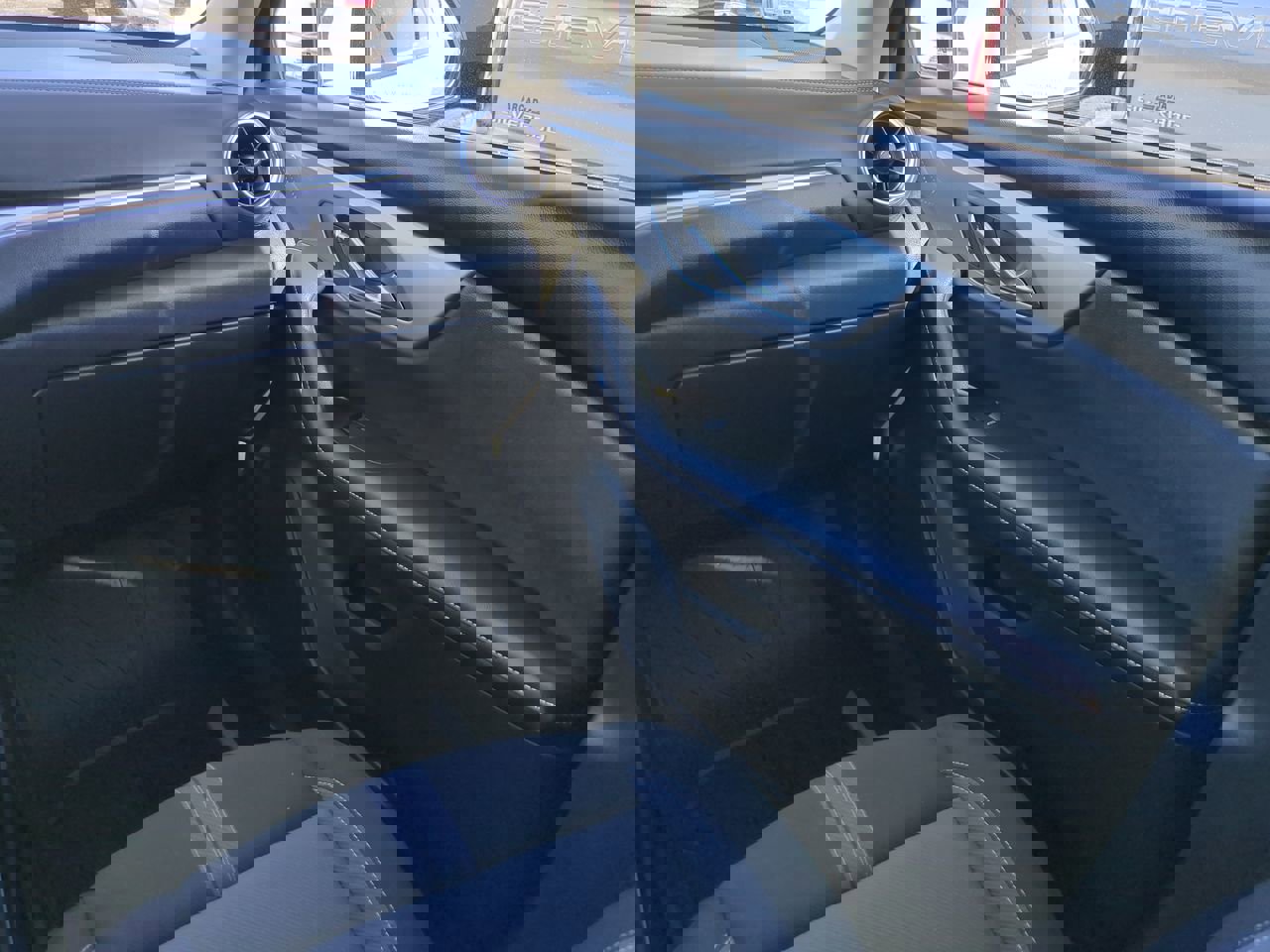 Used 2023 Chevrolet Blazer LT w/ Convenience Package FWD image 17