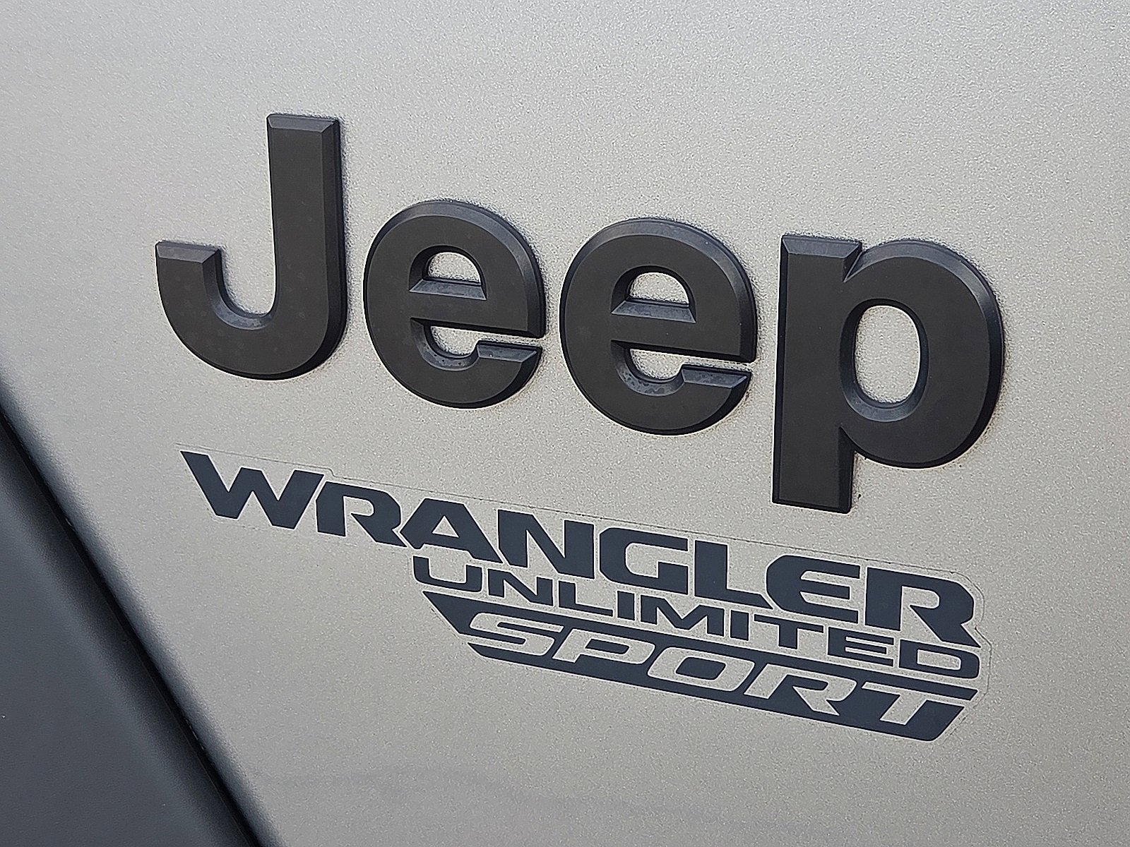 Used 2021 Jeep Wrangler Unlimited Sport image 9